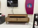 Tv set table