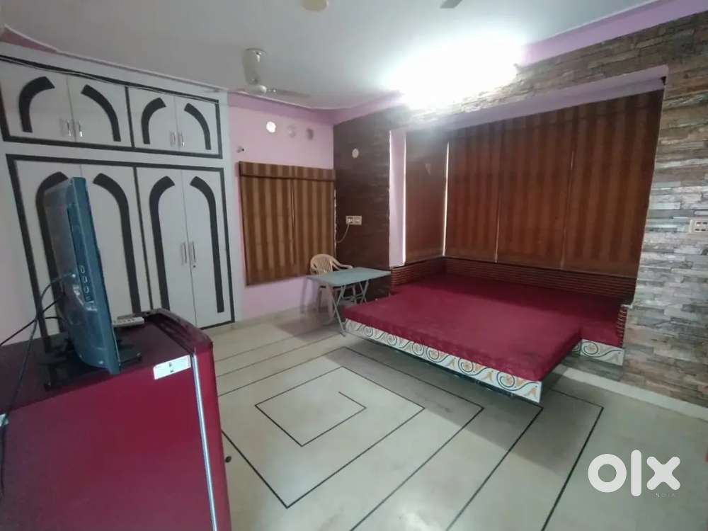 1 Room latbath and kitchen furnished for rent at Pulla, R K Circle