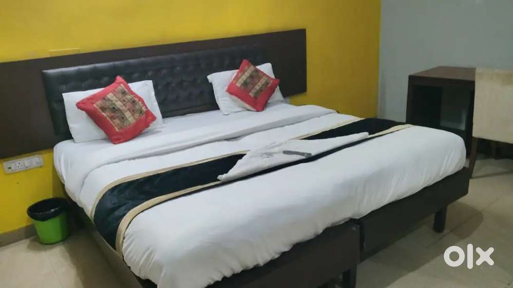 reception and front office girl in sector -11