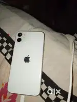 iPhone 11 brand new condition battery health 75%