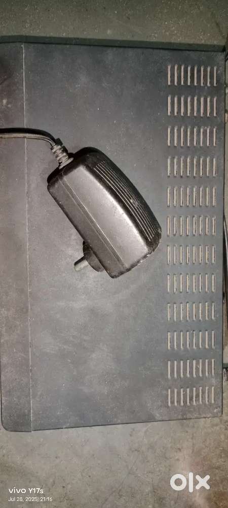 Airtel ka setup box with adaptor