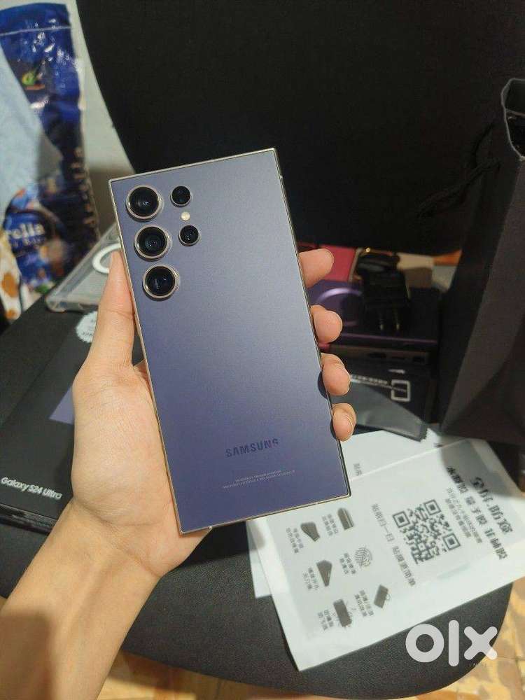 Selling 6 Month Old Samsung S24 Ultra With Brand New Condition, Urgent
