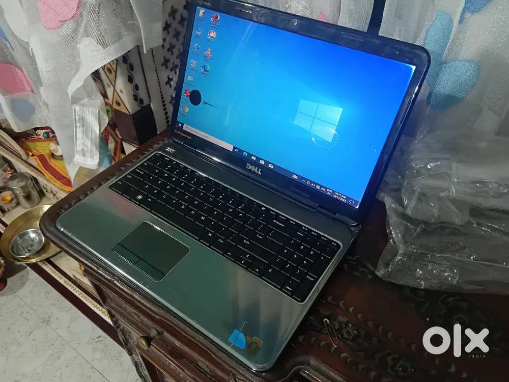 DELL INSPIRON LAPTOP