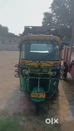 Bajaj CNG Auto