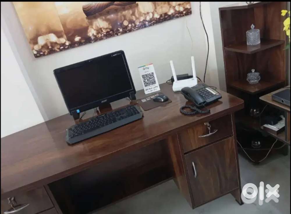 Office table and cabinet for sale
