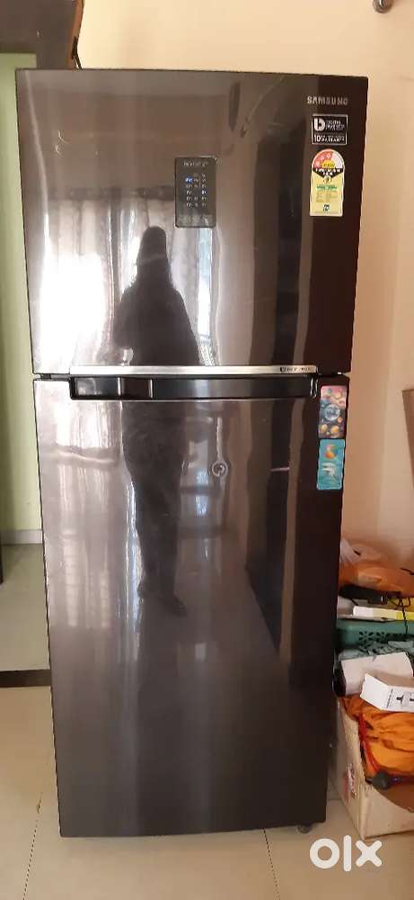 Samsung Convertible  Refrigerator with storage volume of 384 litres