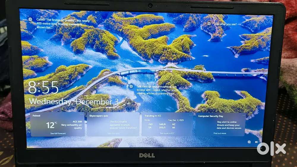 Dell Laptop 8Gb Ram 1TB storage