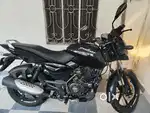 Bajaj pulsar 125 /800km driven/ black colour