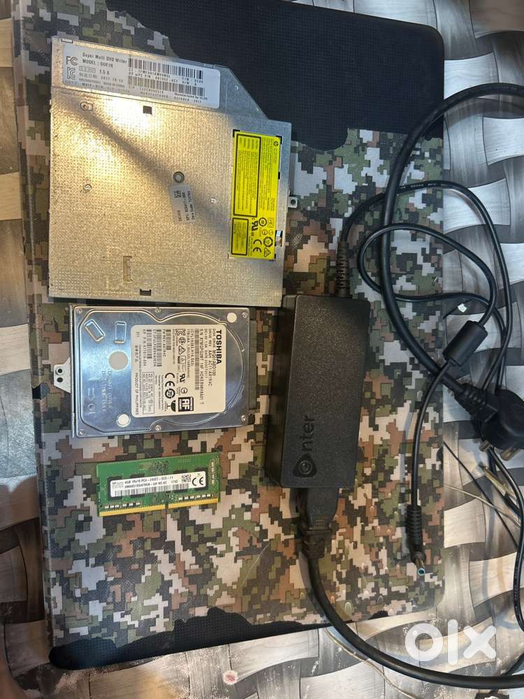 1 tb Hardisk + cd driver + 4gb ram external