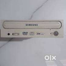 Sata harddisk, DVD read/write and much more