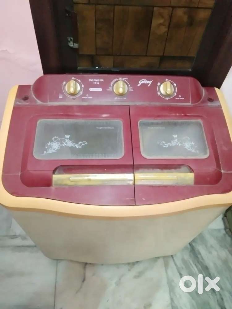 WASHING MACHINE