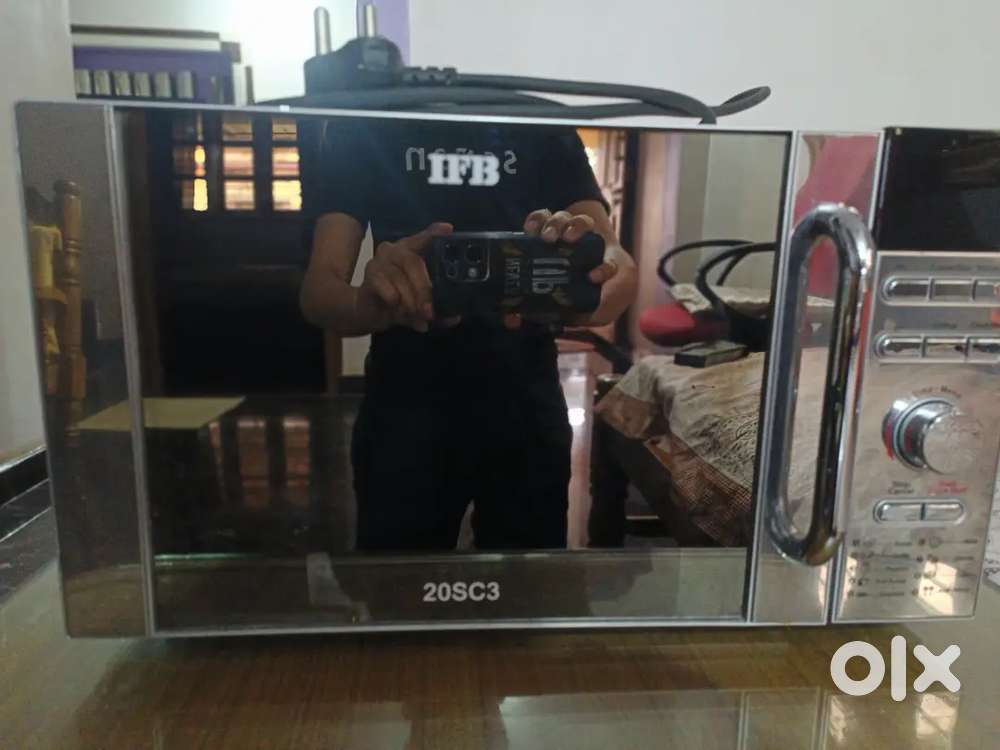 IFB microwave oven Model 20sc3