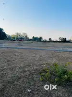 100 गाज  प्लॉट  मात्र 12.50 लाख  30or40feet road gated society develop