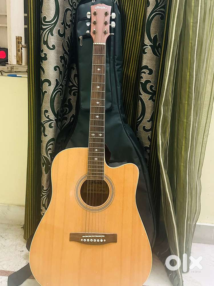 Hertz Acoustic Guitar