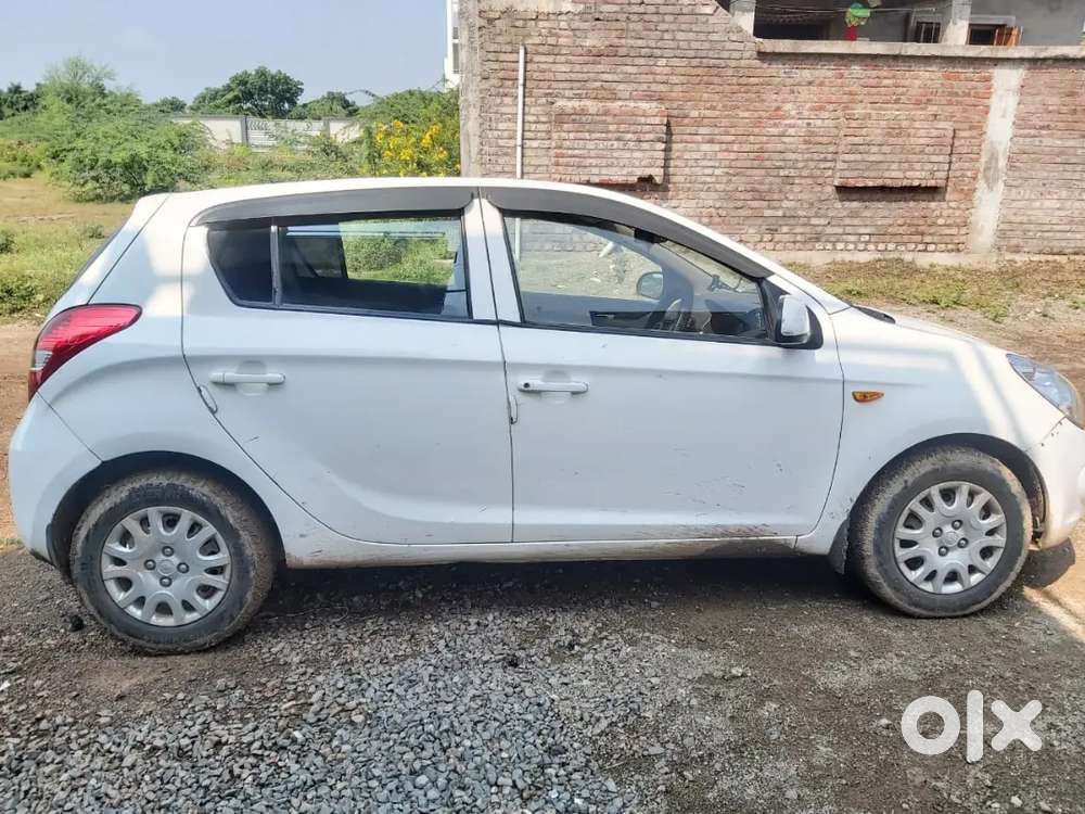 Hyundai i20 2009 CNG & Hybrids 100000 Km Driven