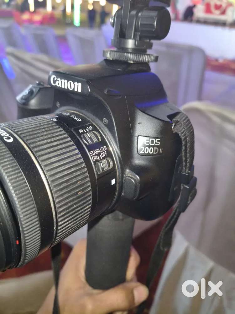 CANON MARK ii 200d only 1 years old bil box all accessories