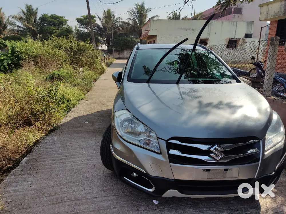 Maruti Suzuki S Cross 2016 Diesel Well Maintained