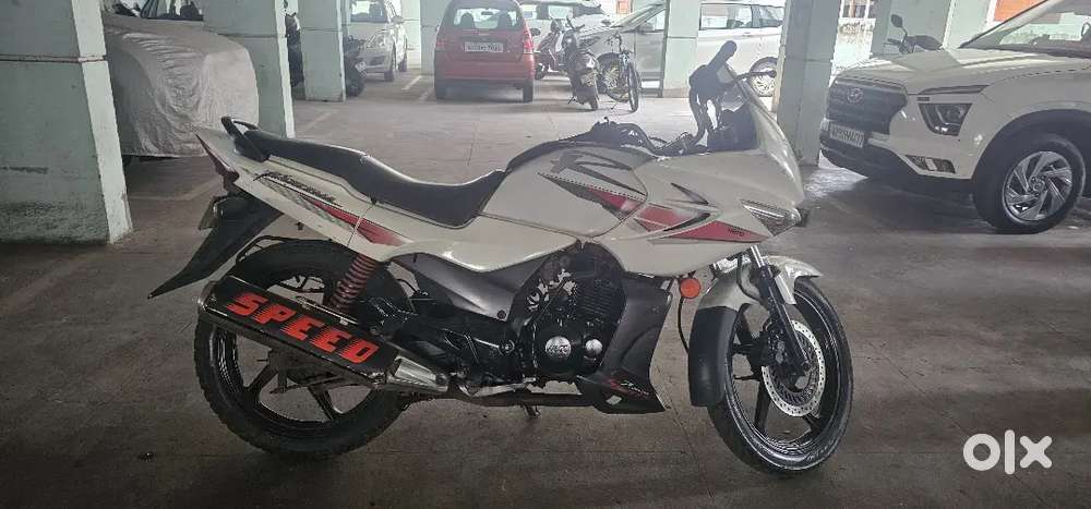 Hero Karizma, 220cc, white