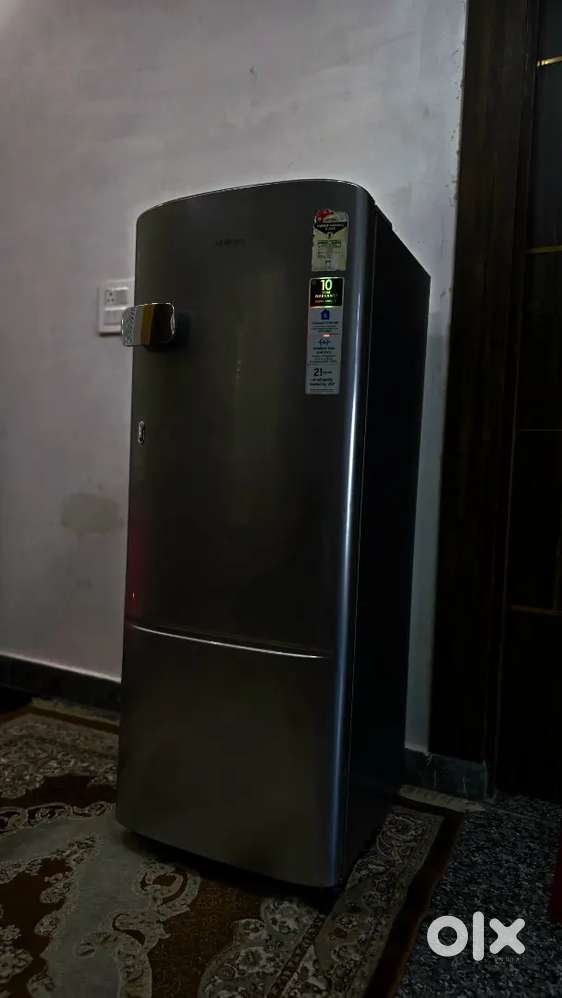 SAMSUNG 230 LTR