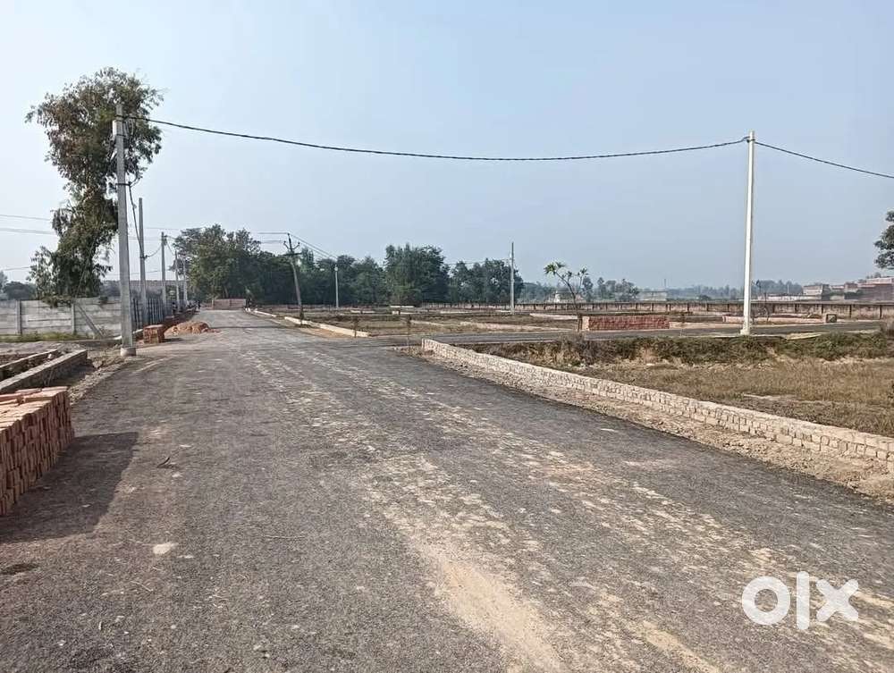 अमेठी बाजार लखनऊ सुल्तानपुर रोड के पास प्लॉट मात्र 651/sqft मे