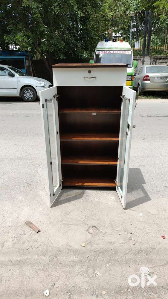 Brand new wooden crockery unit /bookshelf