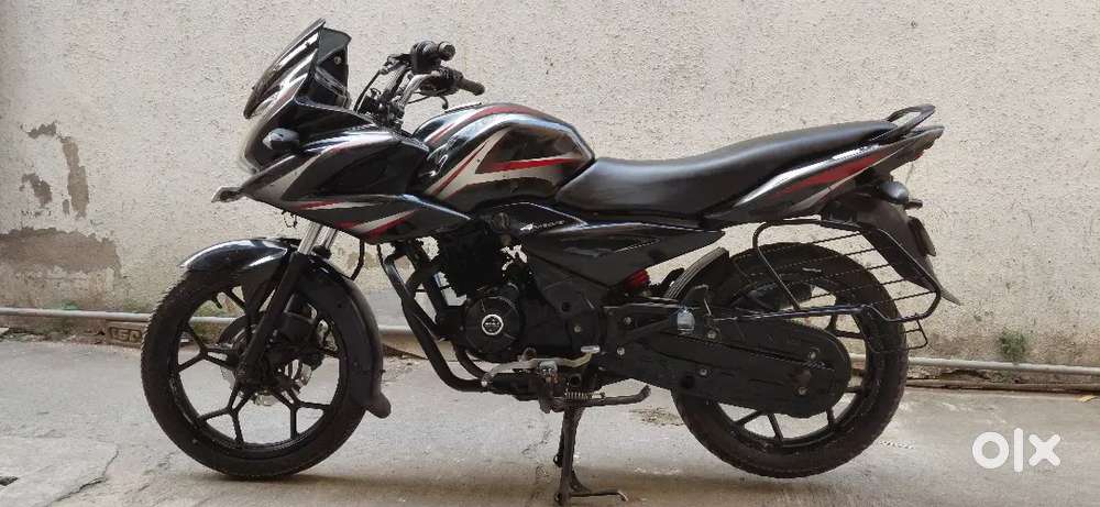 2015 Bajaj Discower 150F