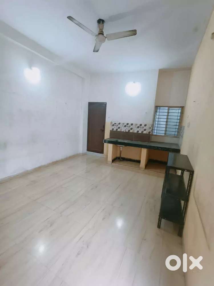 INDEPENDENT 1RK available on rent