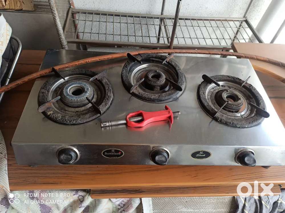 3 burner gas stove with lighter