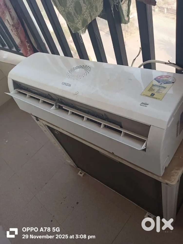 1.5 ton split Ac