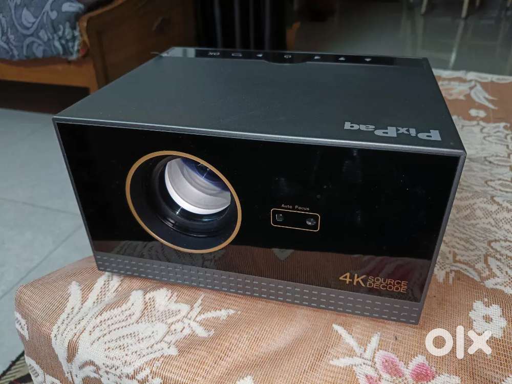 Pixpaq vivid projector