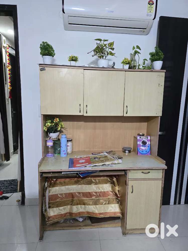 Computer study table for sale
