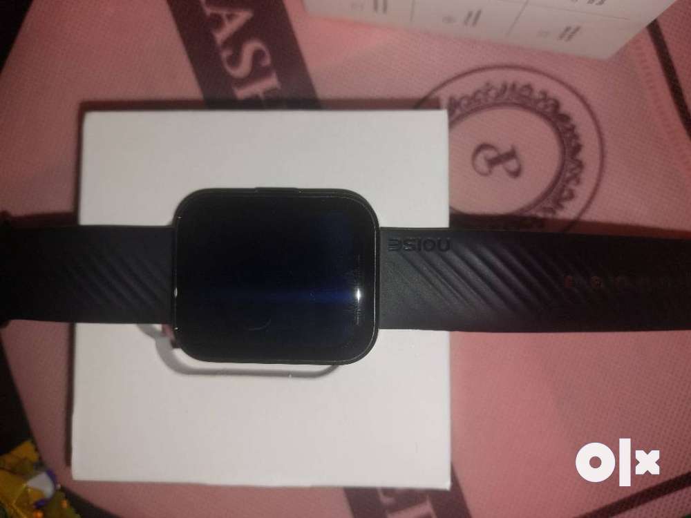 Noise Vision 2 smart watch new