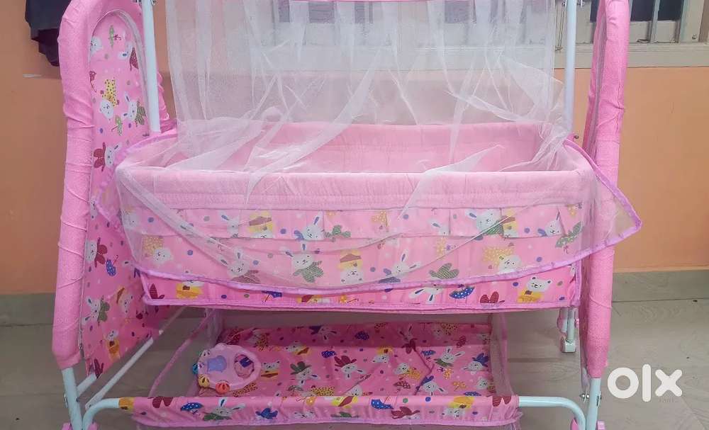 BABY SWING CRADLE (baby swing bed)