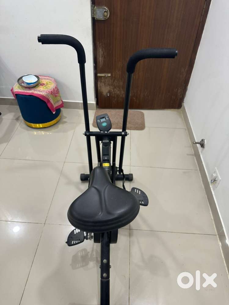 Air Bike with Moving/Stationary Handle