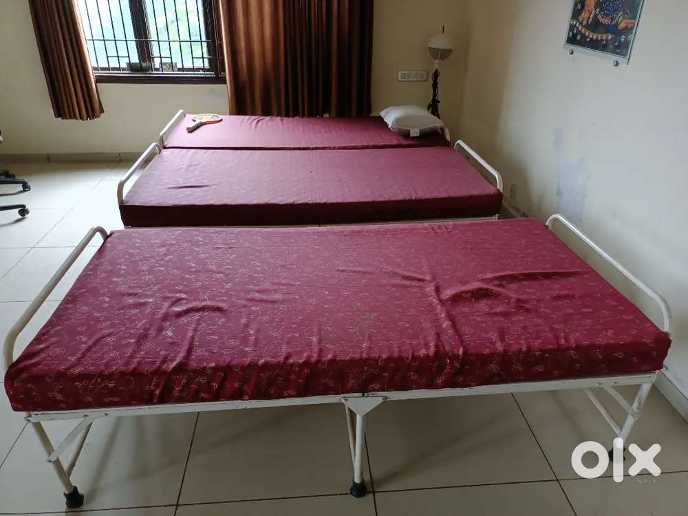 Portable and Foldable Beds