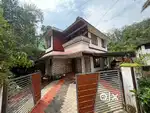 10 CENT LAND WITH 04 BHK HOUSE FOR SALE NEAR ERAVUCHIRA RC CHURCH