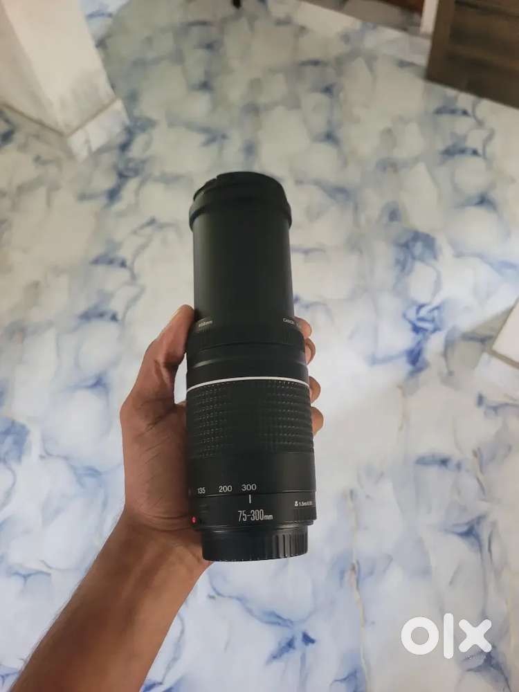 CANON 75-300 lens