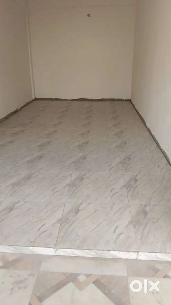 Sale Corner Shop 140 Sqft. Ground floor Near Bhoutnath Market