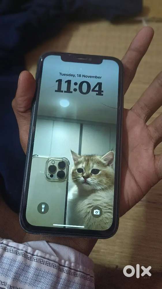 I phone 11 64 Gb