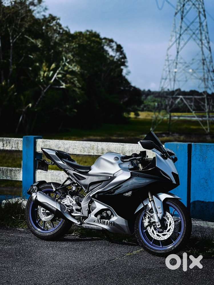 Yamaha R15 V4 M silver (Top varient)2022 model