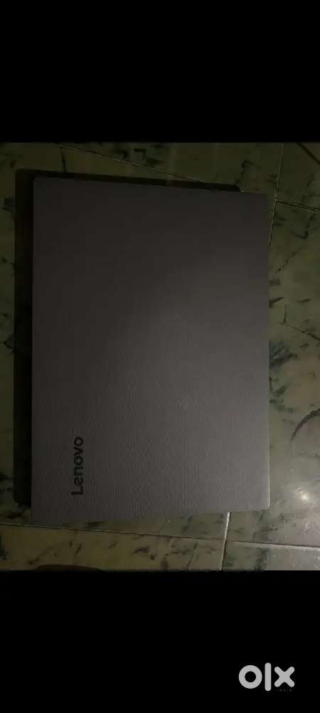 Lenovo v330/i3 gen 8 /8/256 ssd installed