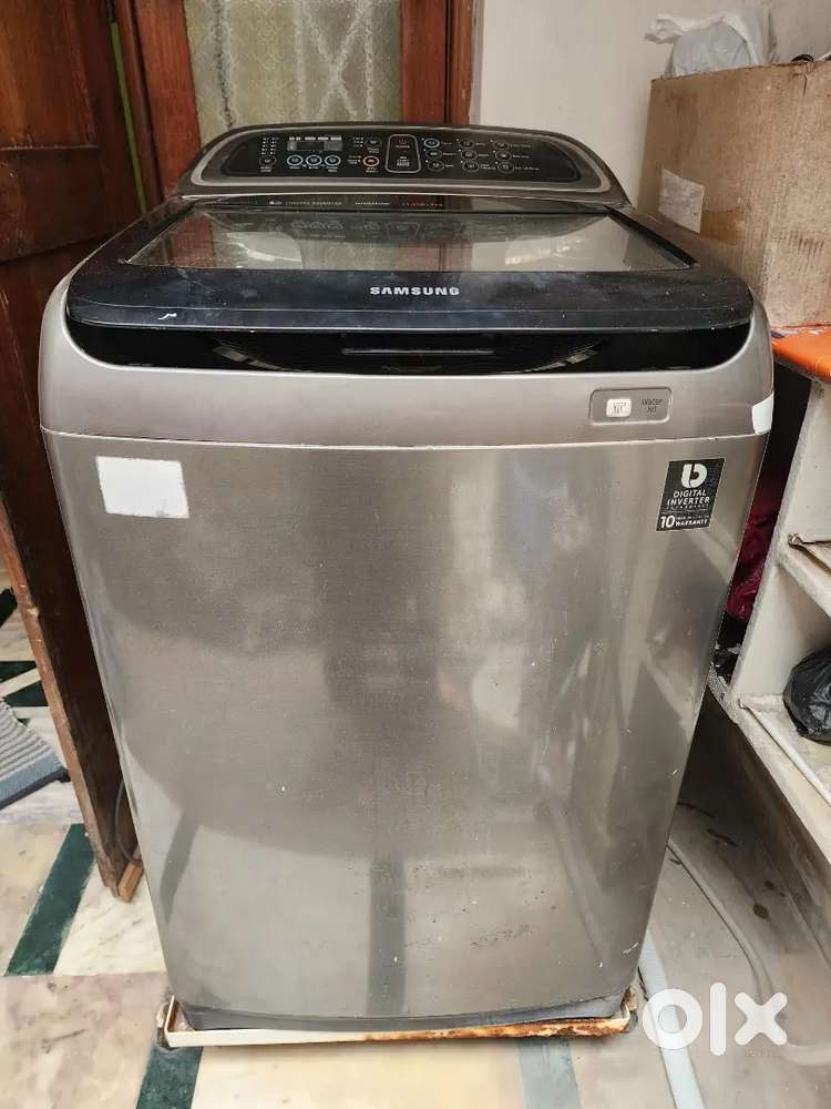 Samsung washing machine 12kg in neat condition used very rear