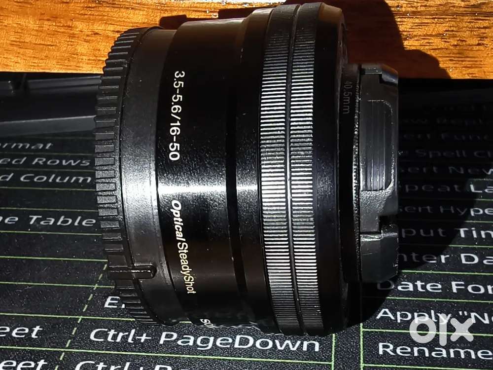 Sony E‑mount 16‑50mm f/3.5‑5.6 OSS Lens – Good Condition