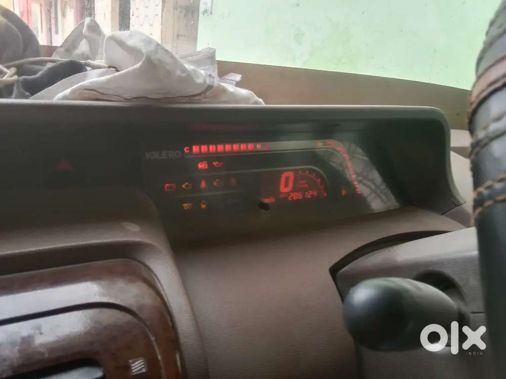 Mahindra Bolero 2012