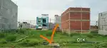 जीडीए राप्ती नगरविस्तार एचआईजी 40*65 उत्तर दिशा 40 फीट रोड पर प्लाट है