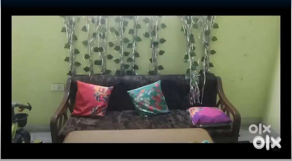 Teakwood Sofa set with Table