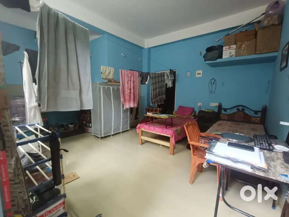 Independent Single room at Zoo road Tiniali