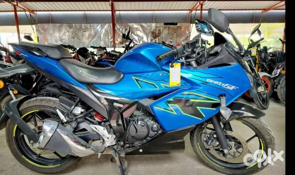 Gixxer sf blue only 6915kms