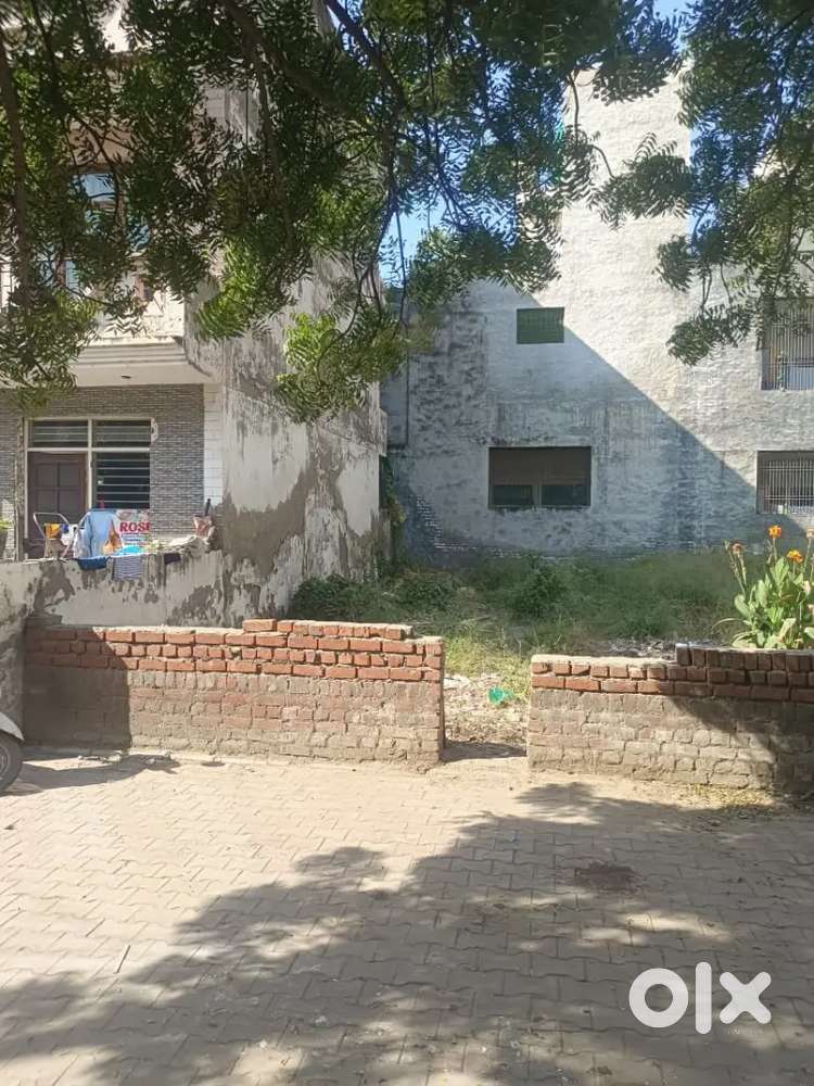 128 Gaj Plot For Sale In Swastik Vihar