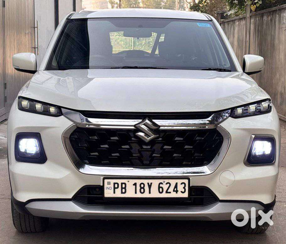 Maruti Suzuki Grand Vitara, 2023, Petrol